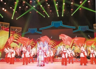 弘揚非遺文化,顯示潮劇魅力-四海潮音全球潮劇票友匯圓滿結(jié)束,白云山星群獲評&ldquo;弘揚潮劇藝術(shù)貢獻獎&rdquo;